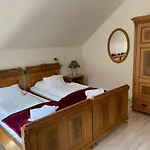 Panzió Mayer Pince Panzio 3*