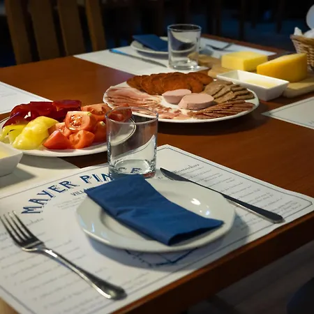 Mayer Pince Panzió Bed and breakfast Villány