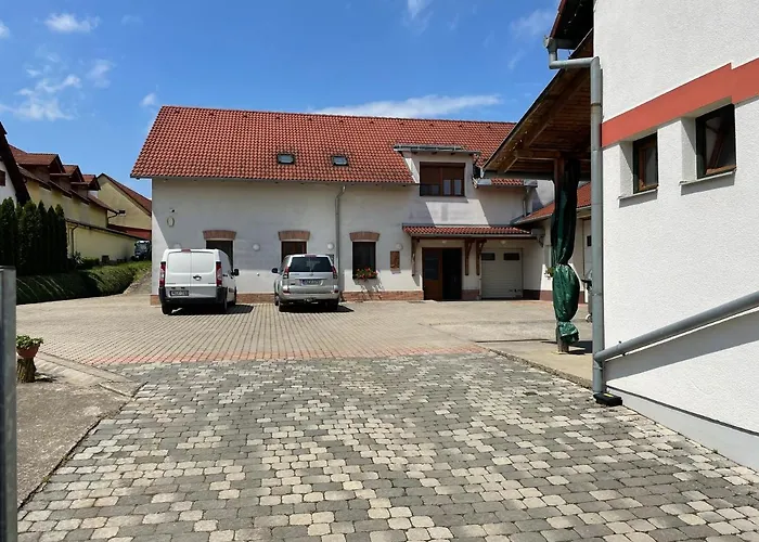Mayer Pince Panzio Bed & Breakfast Villany