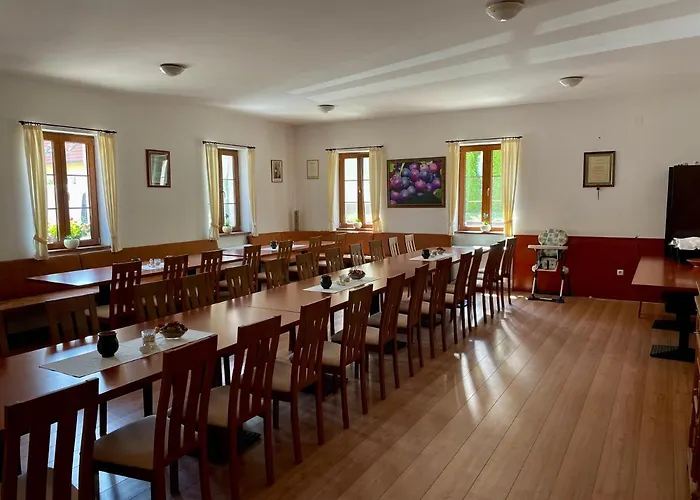 Mayer Pince Panzio לינה וארוחת בוקר 3*